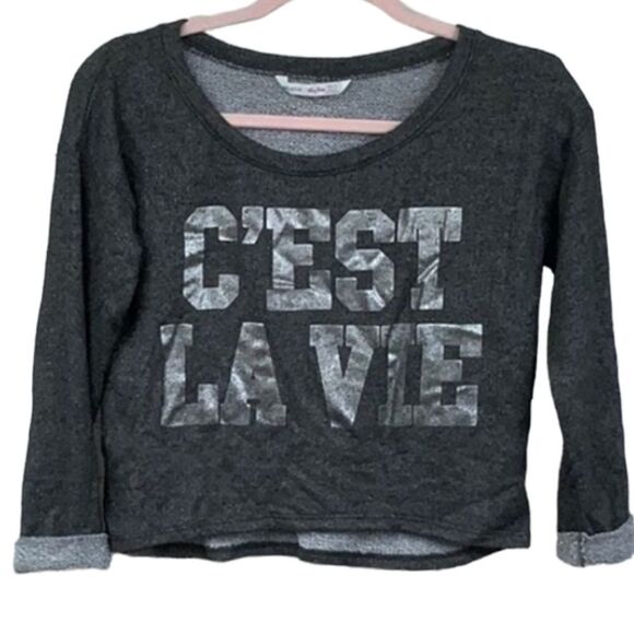 Hollister + Lucy Hale C’est La Vie Cropped Sweatshirt XS/S Gray Fleece Sweater - Picture 1 of 6